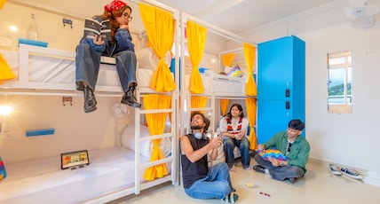 goSTOPS Mcleodganj Mall Road Room Type - Bed in 6 Bed Mixed Dormitory Room with Balcony and Ensuite Bathroom goSTOPS Mcleodganj Mall Road Room Type - Bed in 6 Bed Mixed Dormitory Room with Balcony and Ensuite Bathroom