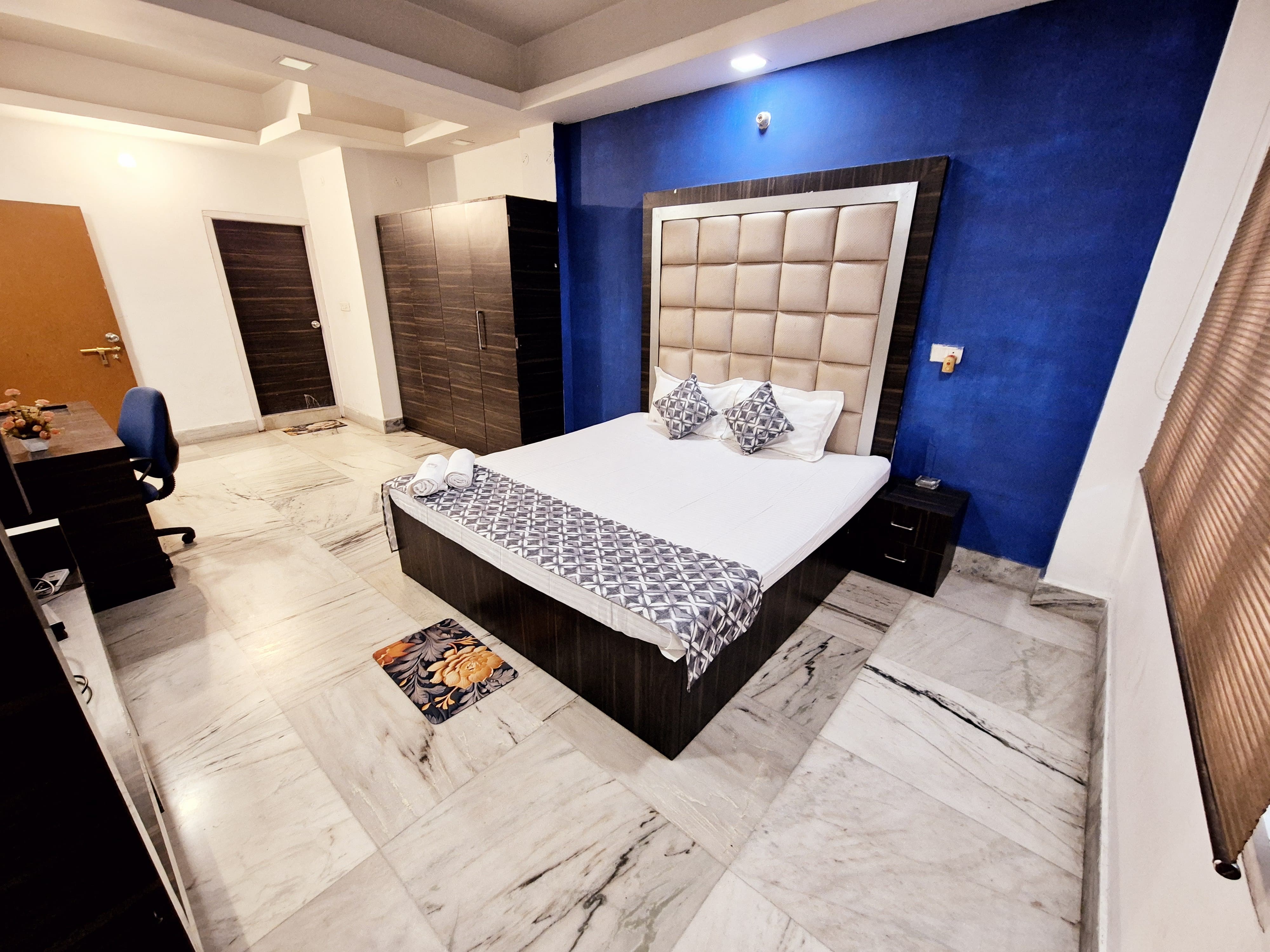 Apurba Apartment | 10Min Walk From GMCH - Tap to explore photos