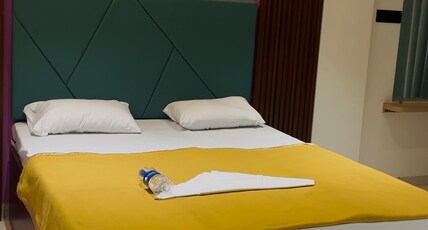Jagdamb Executive Room Type - Deluxe Room