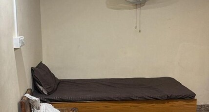 HOTEL SANDHYA PAYING GUEST HOUSe Room Type - Single Bed in 6-Bed Dormitory Room