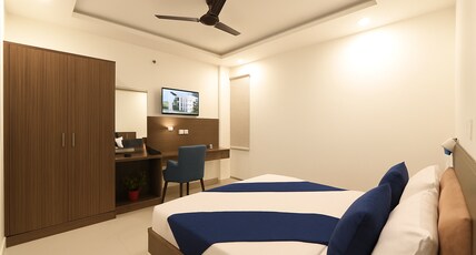 Hotel The Heights Room Type - Executive Room with Working Desk