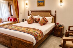 Hotel Narpat Garh Palace