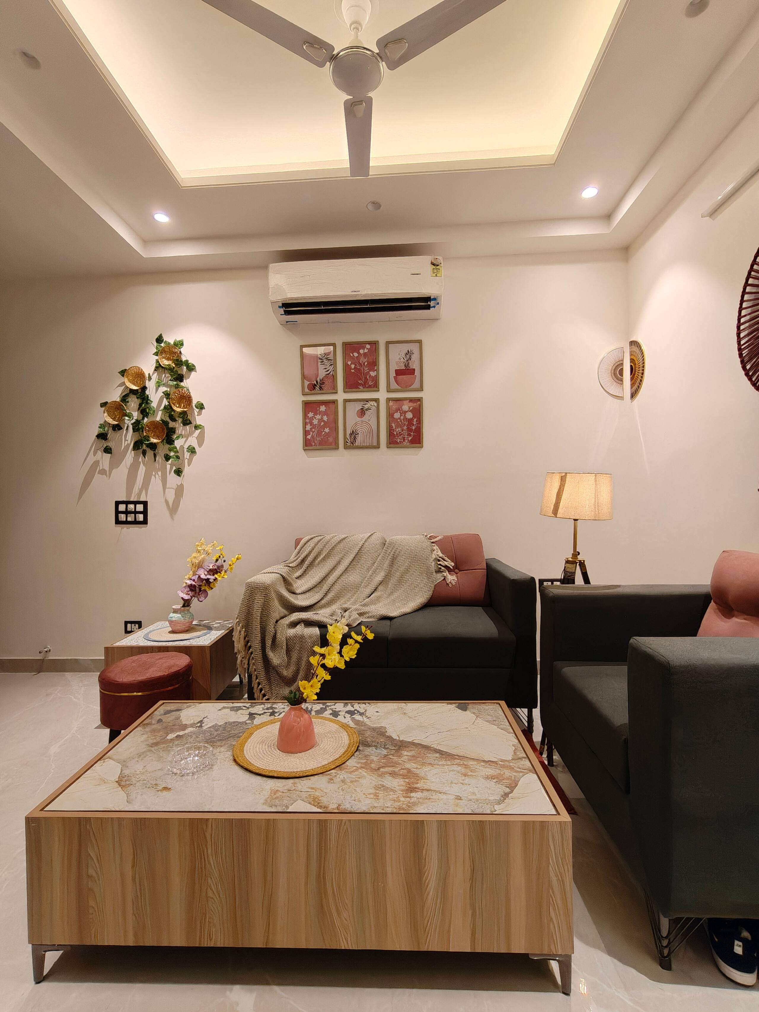 Solise Stays Luxe Studio near Mall 51 Metro - Tap to explore photos