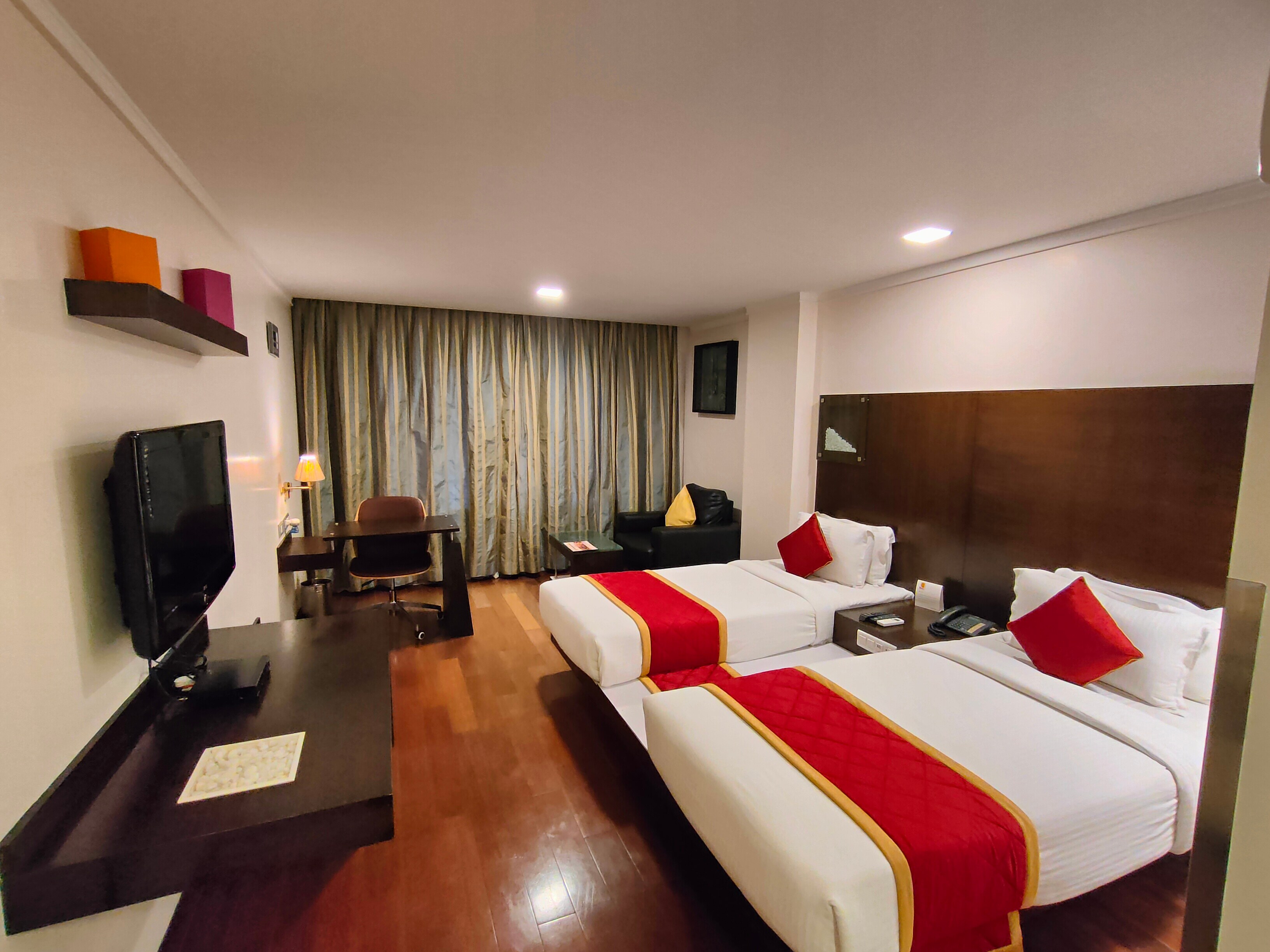 37th Crescent Hotel Bengaluru - Tap to explore photos