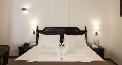 Hotel White Dammar International Room Type - Executive Room AC