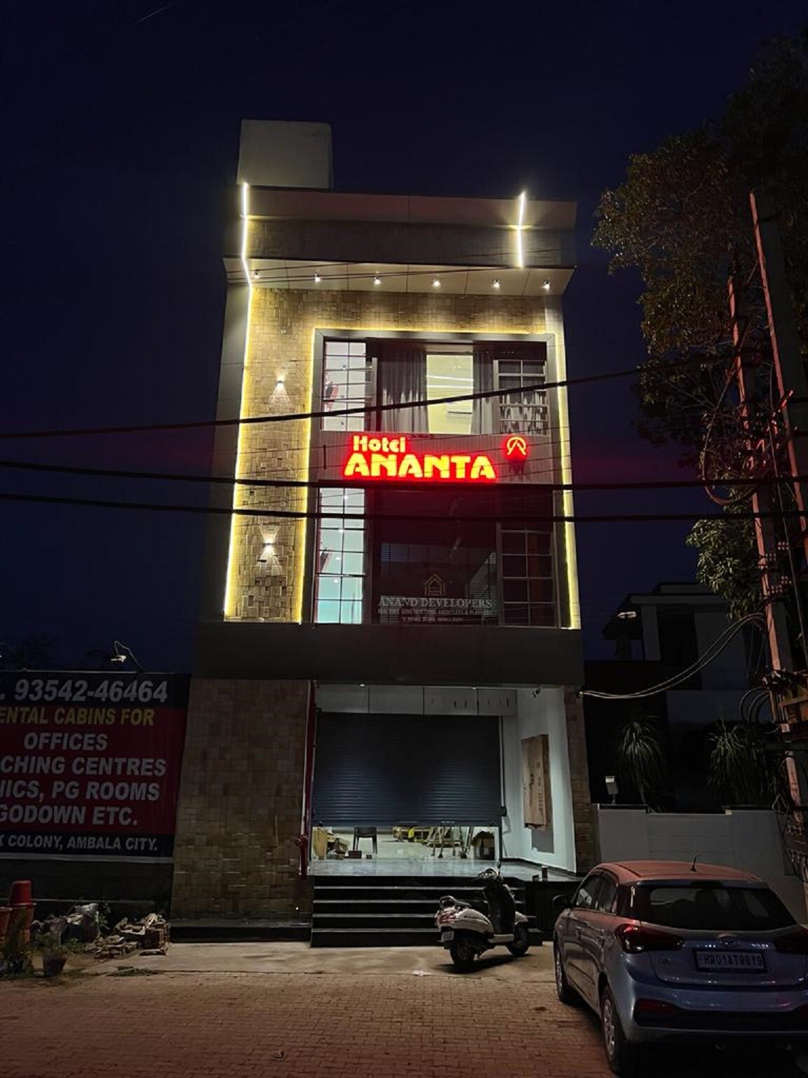 Hotel Ananta - Tap to explore photos