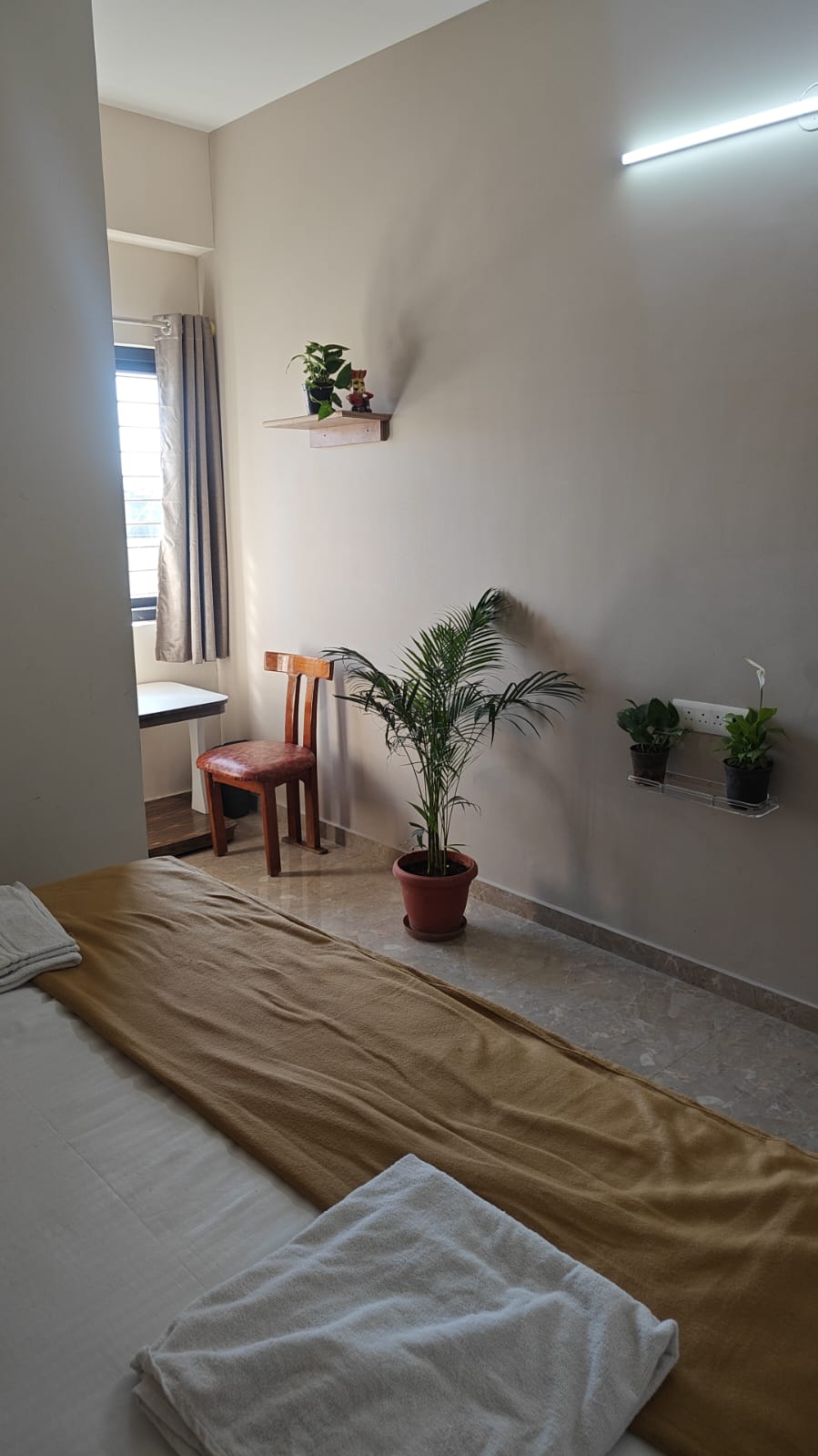 Hotel Anvik - Tap to explore photos