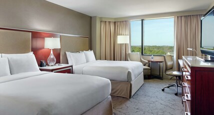 Hilton Atlanta Northeast Room Type - 2 QUEEN BED EXECUTIVE FL