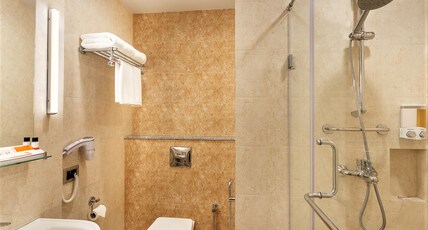 Ginger Ahmedabad, SG Road Highway Room Type - Luxe Queen Room
