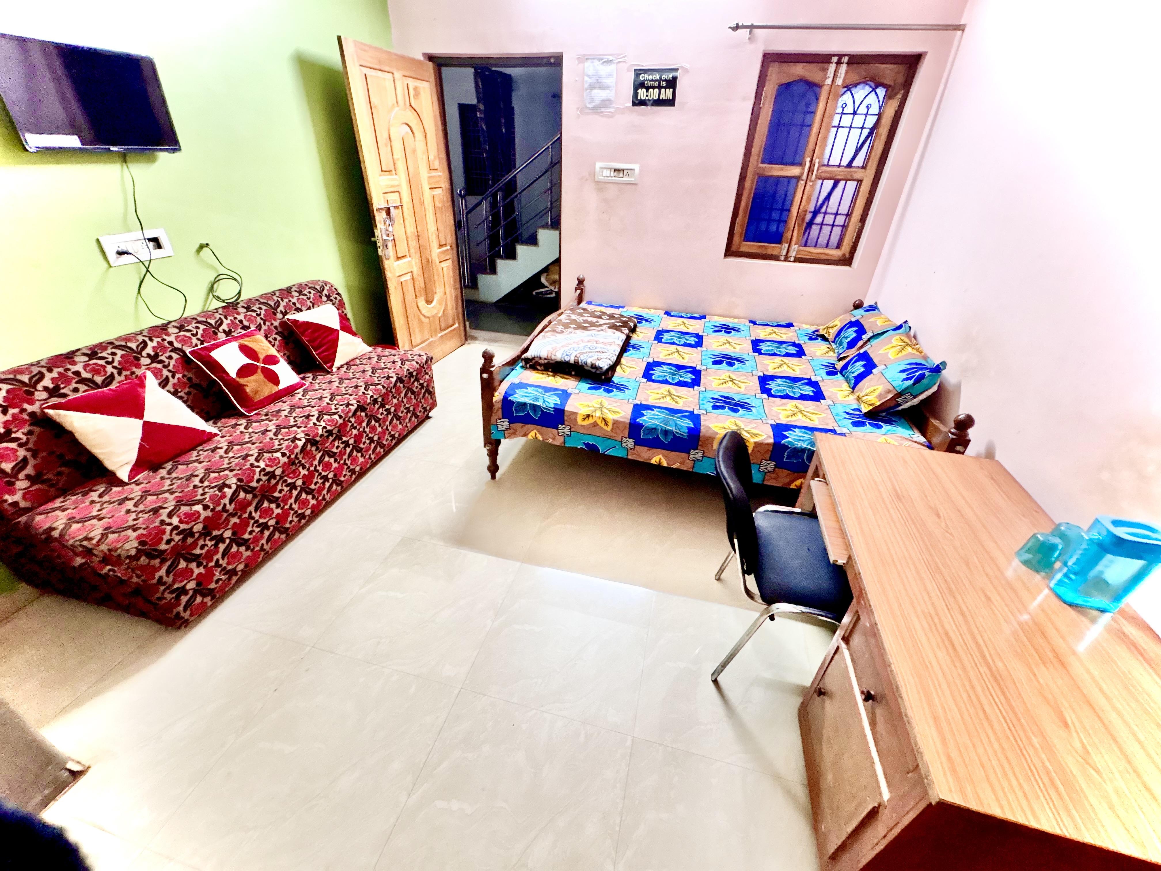 First trend - Tap to explore photos