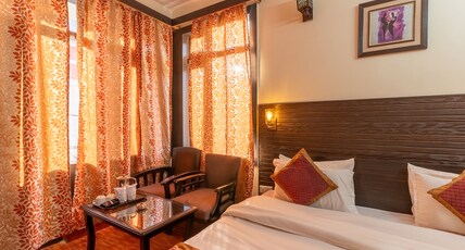 The Raikwal's Hotel & Restaurant Room Type - Deluxe Room With Balcony