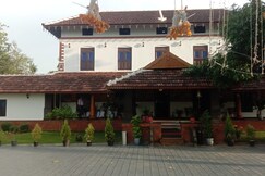 Chithrapuri Heritage Resort