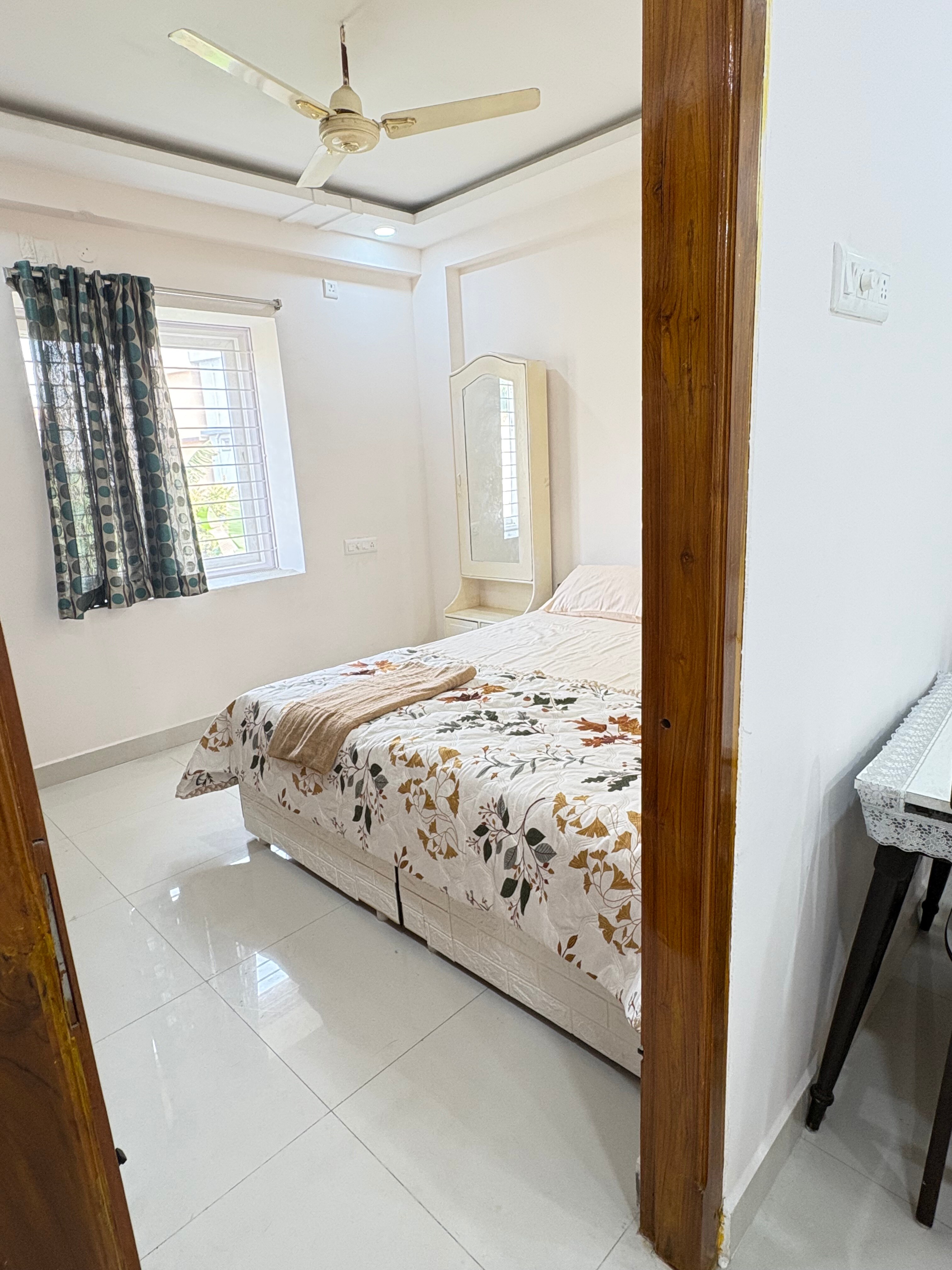 Lovely Staycation 2BHK - Tap to explore photos