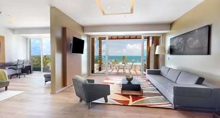 Presidente InterContinental Cancun Resort Room Type - 1 King Signature Suite Ocean Front