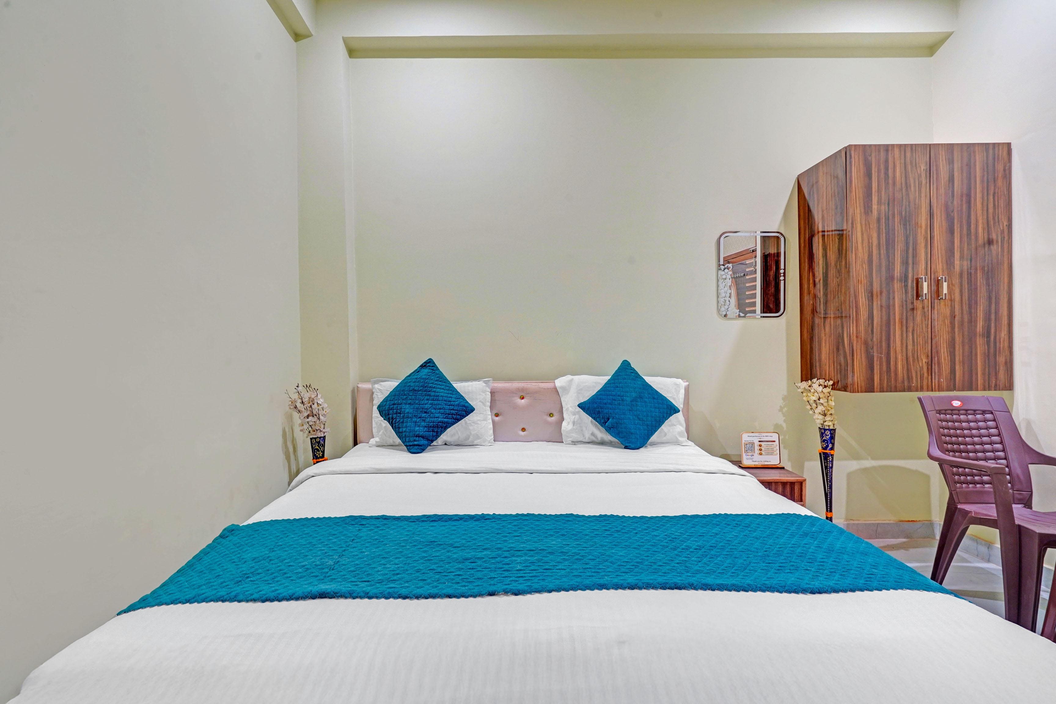 Hotel Pavitram - Tap to explore photos