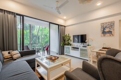 Coastal 1BHK Apartment with Pool near Candolim Beach | Hireavilla