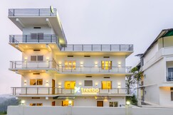 Treebo Wanderlust Residency With Mountain View