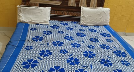 Pari Paradise Room Type - Deluxe AC | Attached Washroom