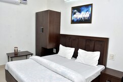 Kingstar Residency