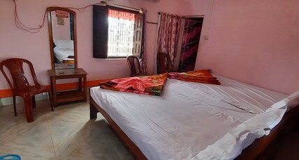MAHABIR GUEST HOUSE Room Type - AC STANDARD DOUBLE BED ROOM