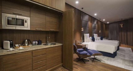 Wyndham Grand Manama Room Type - 2 Twin Junior Suite Smoking