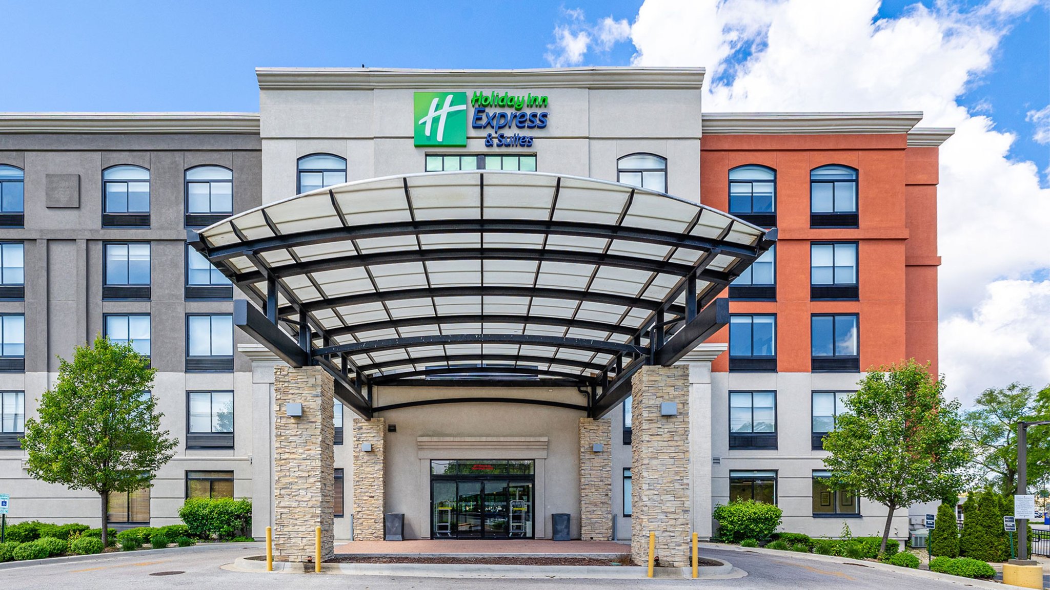 Holiday Inn Express & Suites Prospect Heights - Tap to explore photos