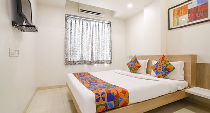 FabHotel Balaji Inn - Panchwati Room Type - Deluxe Room