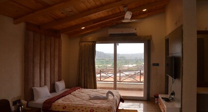 Motel Tanya Resort-Near Veer Singh Palace Room Type - SUITE ROOM
