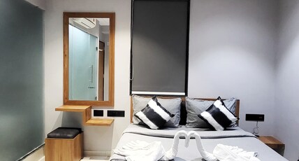 HOTEL CASA DELLA Room Type - Super Deluxe Rooms