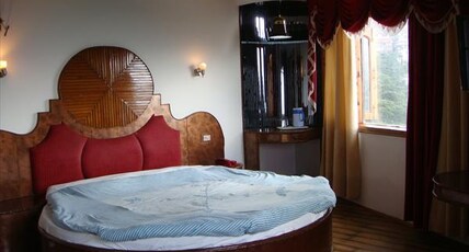 Hotel Sukh Sagar Room Type - Honeymoon Suite
