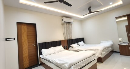 Hotel Larya Room Type - Deluxe Family Room