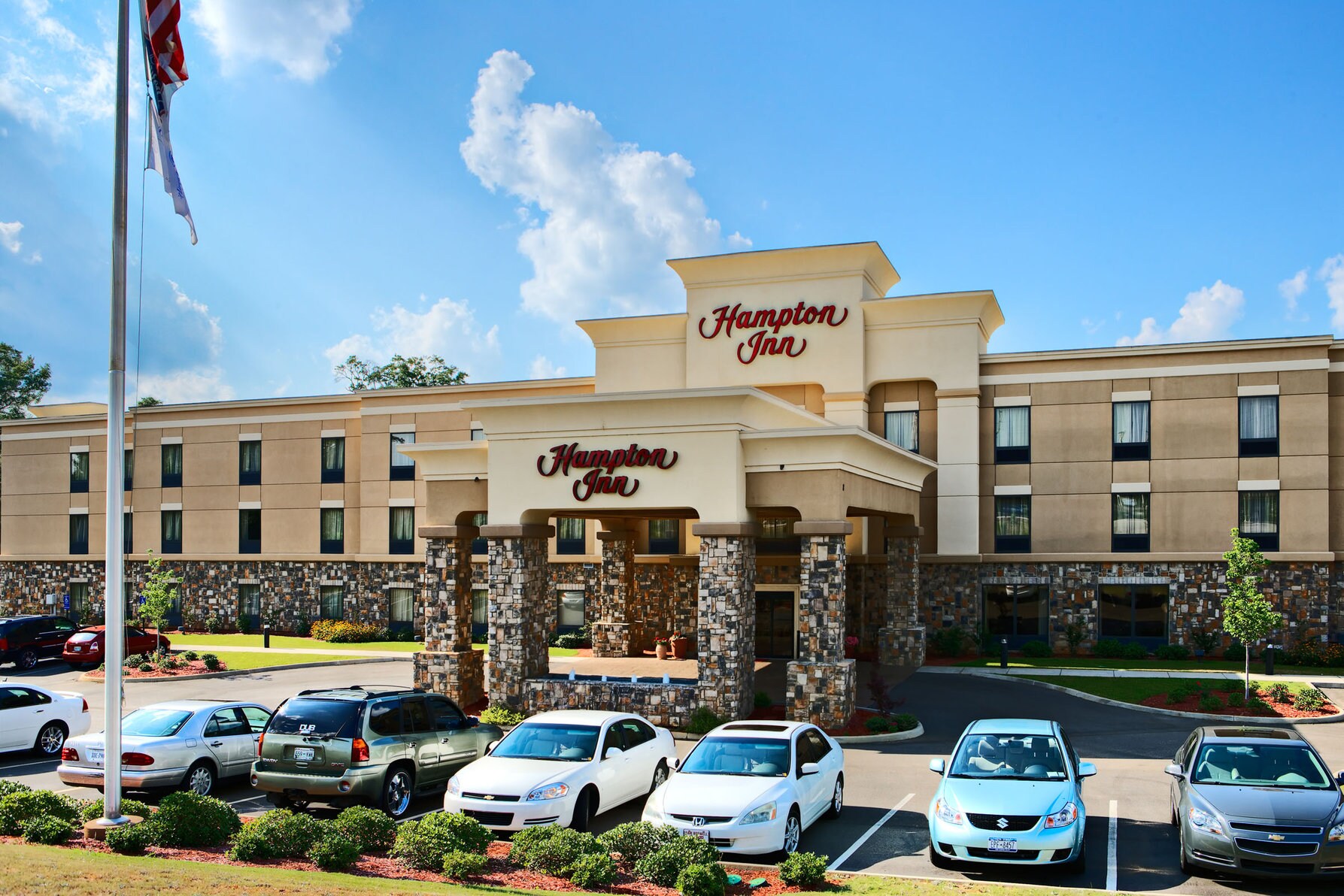 Hampton Inn by Hilton Enterprise - Tap to explore photos