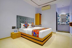 Nidhivan Hotel and Rooms