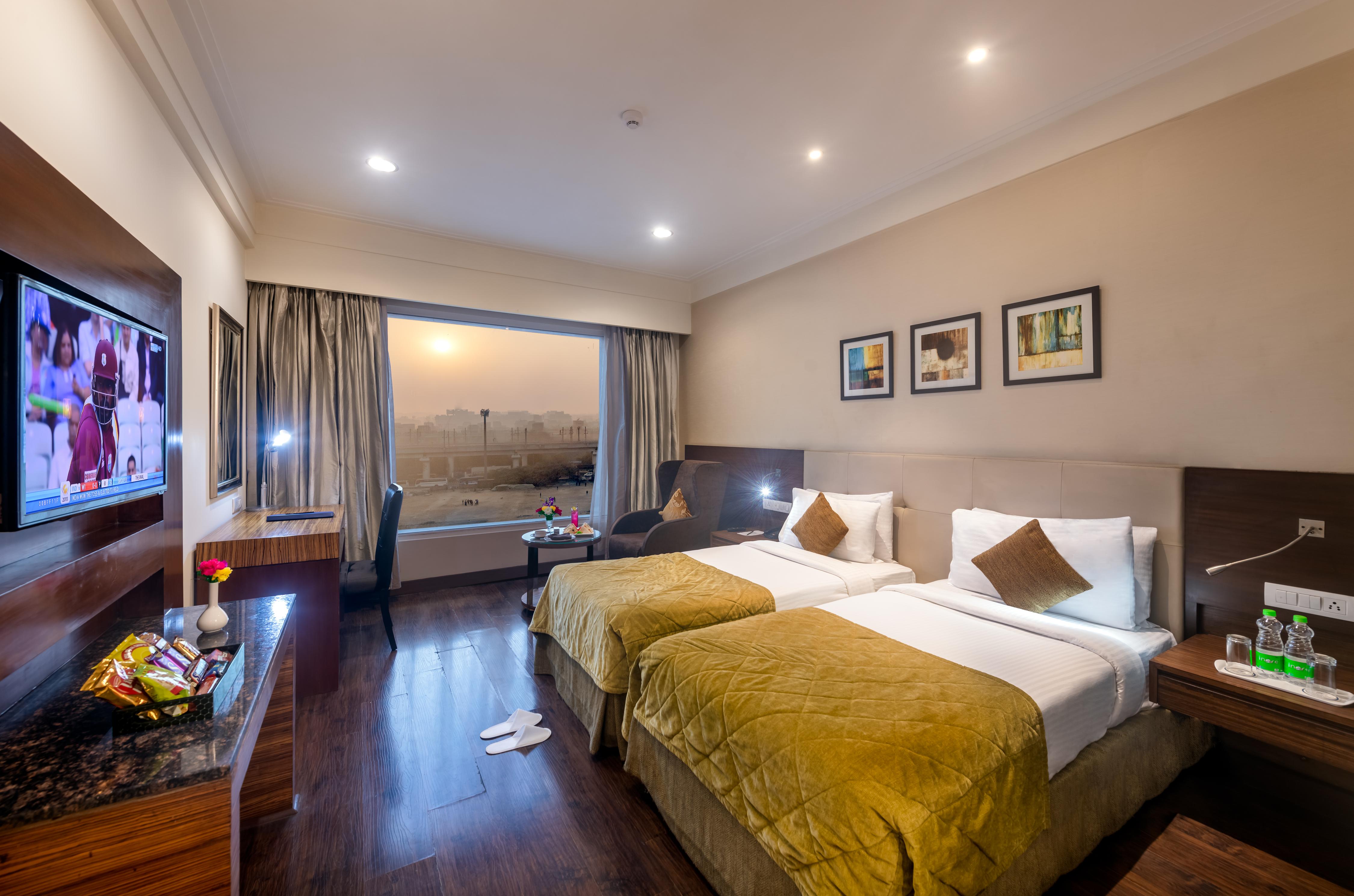 The Golden Palm Hotel and Spa Delhi - Tap to explore photos