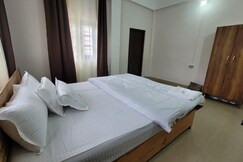 Address of Petals and Pines Homestay Shergaon