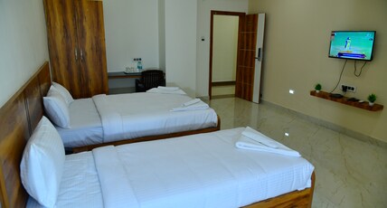 RK Comforts Room Type - Deluxe Triple Room AC With Balcony