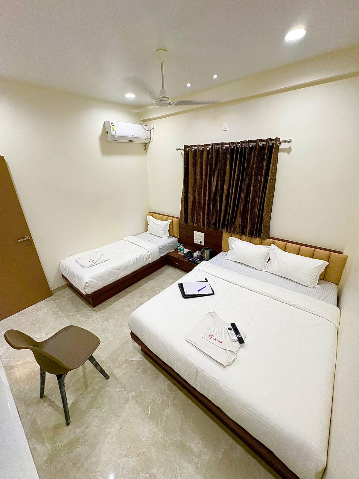 HOTEL RIVA-INN - Tap to explore photos