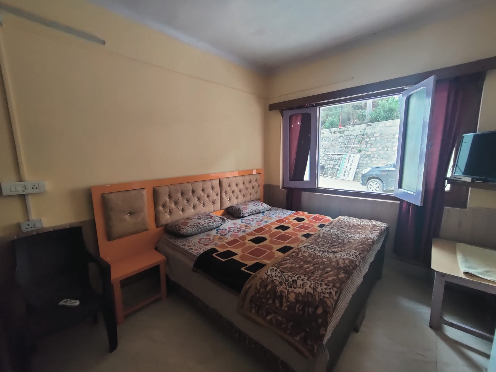 Hotel Kedar - Tap to explore photos