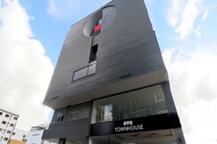 Super Townhouse Reva College University