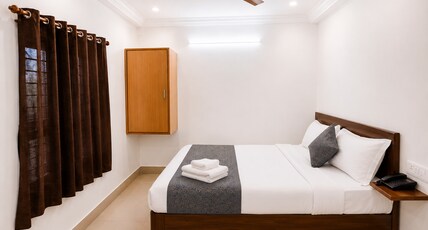 SRI GIRI FORTUNE, Guntur Room Type - Classic room (Non-AC)