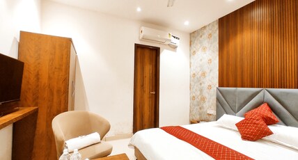 Platinum Inn Room Type - AC Deluxe Room