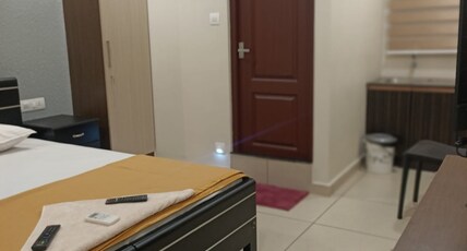 Baithul Kareem Room Type - Double Bed AC