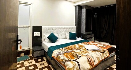 Hotel The New Era Room Type - Deluxe Double NON AC