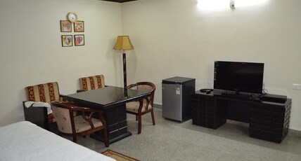Hotel R.K.Palace Room Type - Suite room