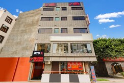 Hotel O Roux residency