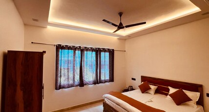 RRR Residency Room Type - Deluxe Non AC Room 112