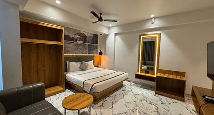 Monarch Montvert Rabale Room Type - Deluxe Room
