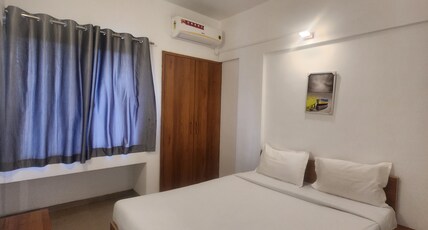 Lonavala Hidden Gem Stays - Apartments Room Type - 2 BEDROOM APARTMENT  WITH  PRIVATE POOL &  BALCONY