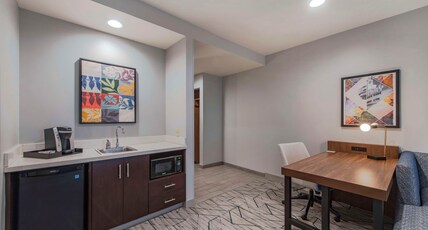 Hilton Garden Inn Raleigh Cary Room Type - 1 KING 1 BEDROOM SUITE