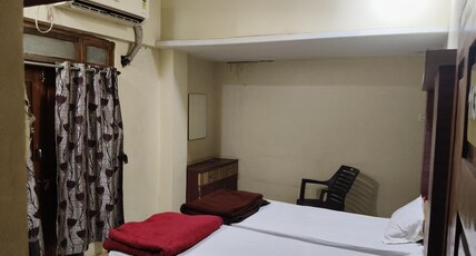Anuja hotel delux Room Type - Bedroom 8
